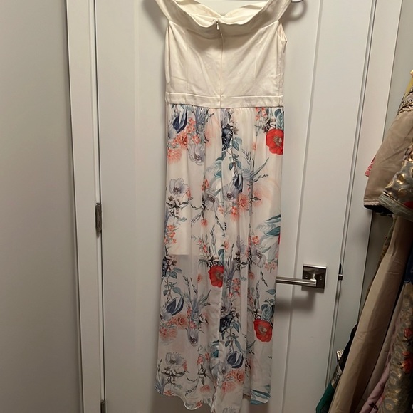 Beautiful forever new dress - Picture 5 of 7